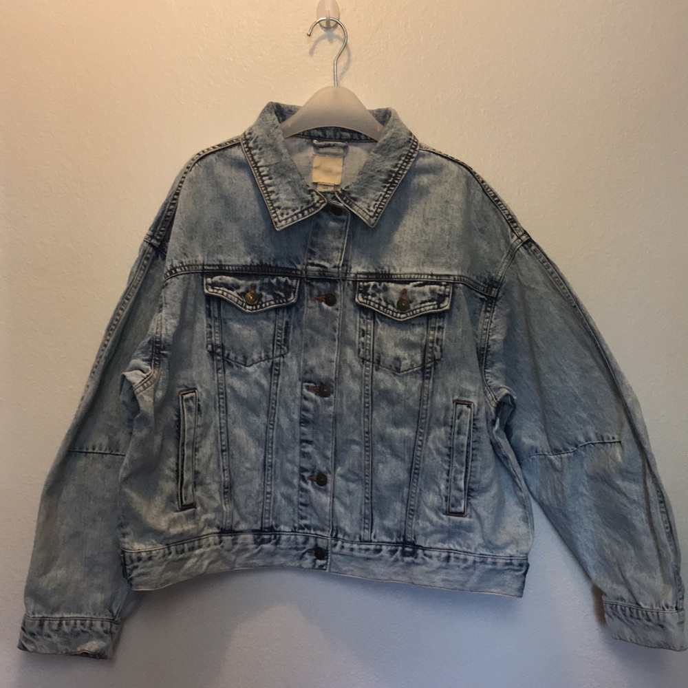 H&M TREND Oversized Snowflake Wash Denim Jacket